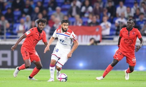 Soi kèo Lyon vs Amiens, 01h00 ngày 6/2 - Ligue1