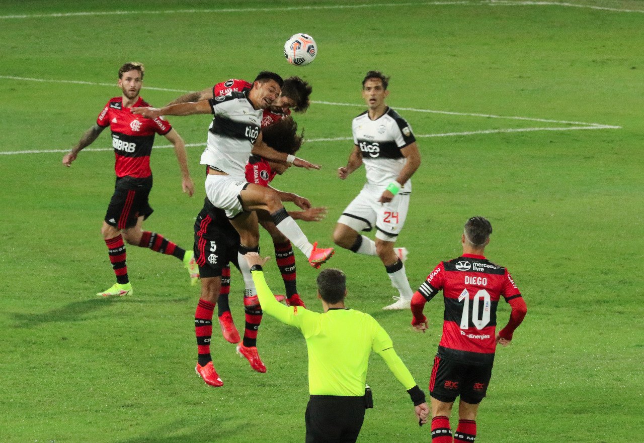 Soi kèo Flamengo vs Olimpia Asuncion