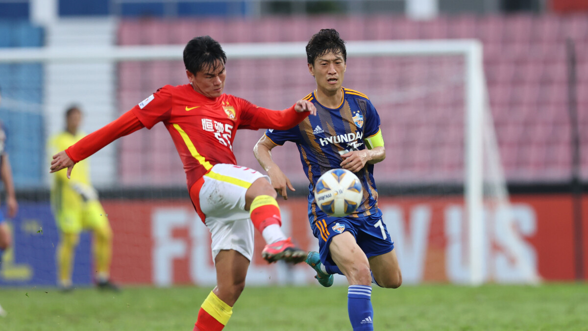 Soi kèo Guangzhou FC vs Ulsan Hyundai