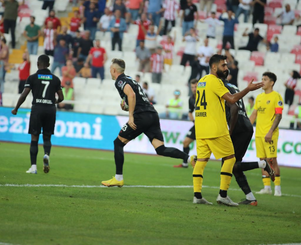 Soi kèo, dự đoán Istanbulspor vs Sivasspor